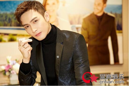 謝瑞麟“非凡工艺，潮流演绎”全国巡展郑州站闪耀启航