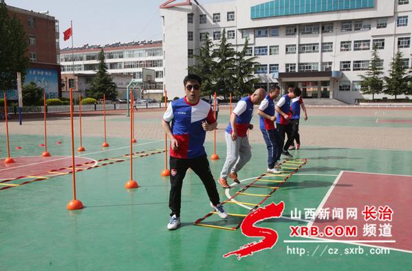 体育公开课足球,足球公开课初中完整版