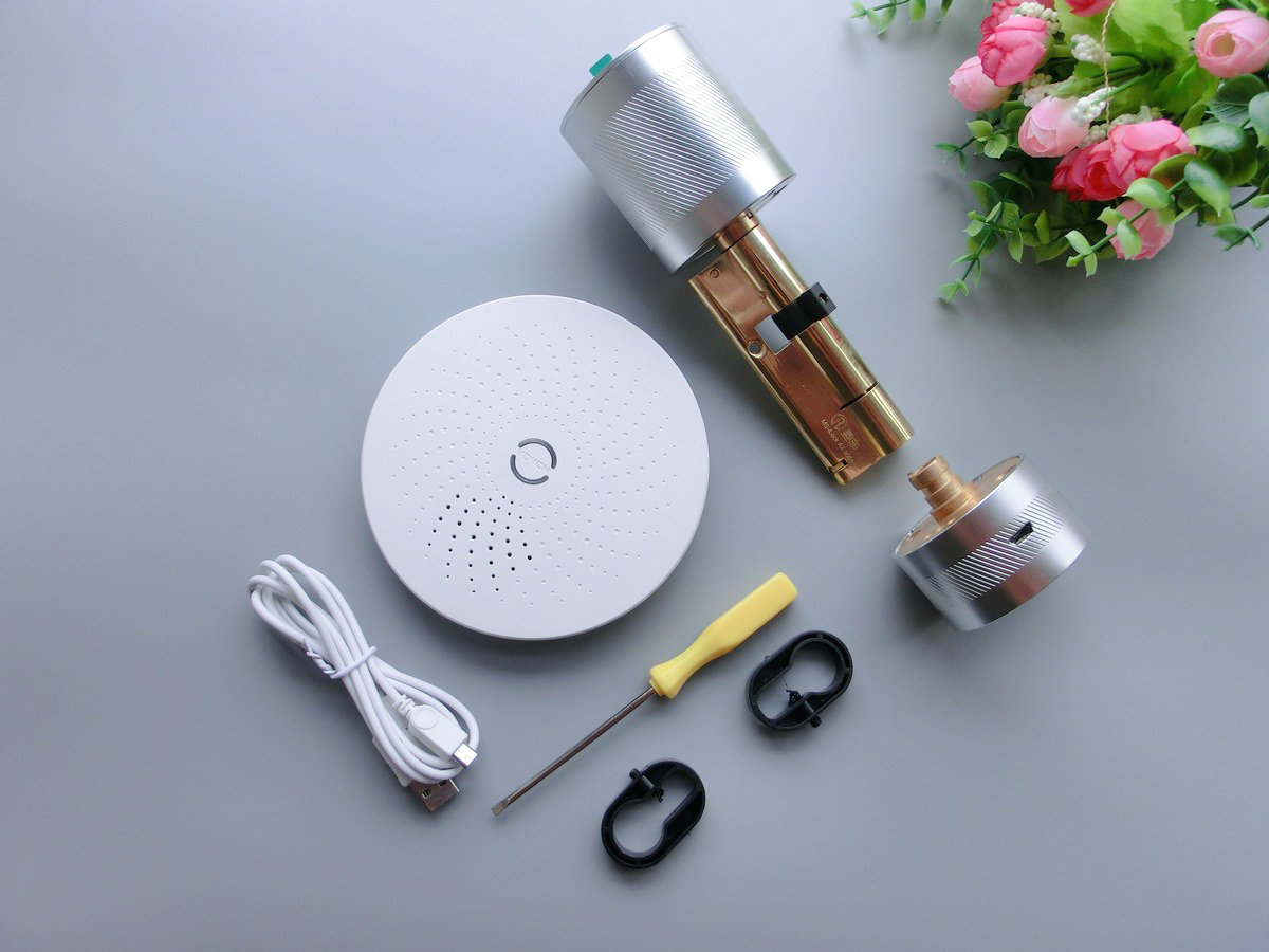 还用钥匙开锁，别out了！这才是真正实用的铁将军！