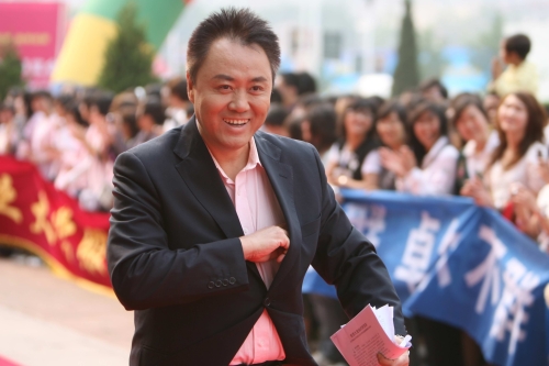 疯狂解说的代表,大连解说的旗帜,曾疯狂吐槽外国裁判