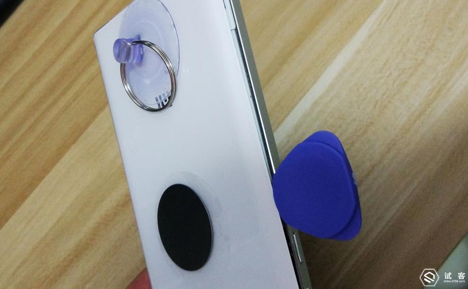 拆机有风险要谨慎,小米note开机排线拆卸方法