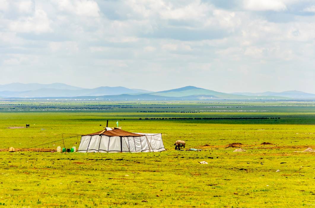 盘点6条值得一去的绝美路线,中国适合自驾旅行的45条路线
