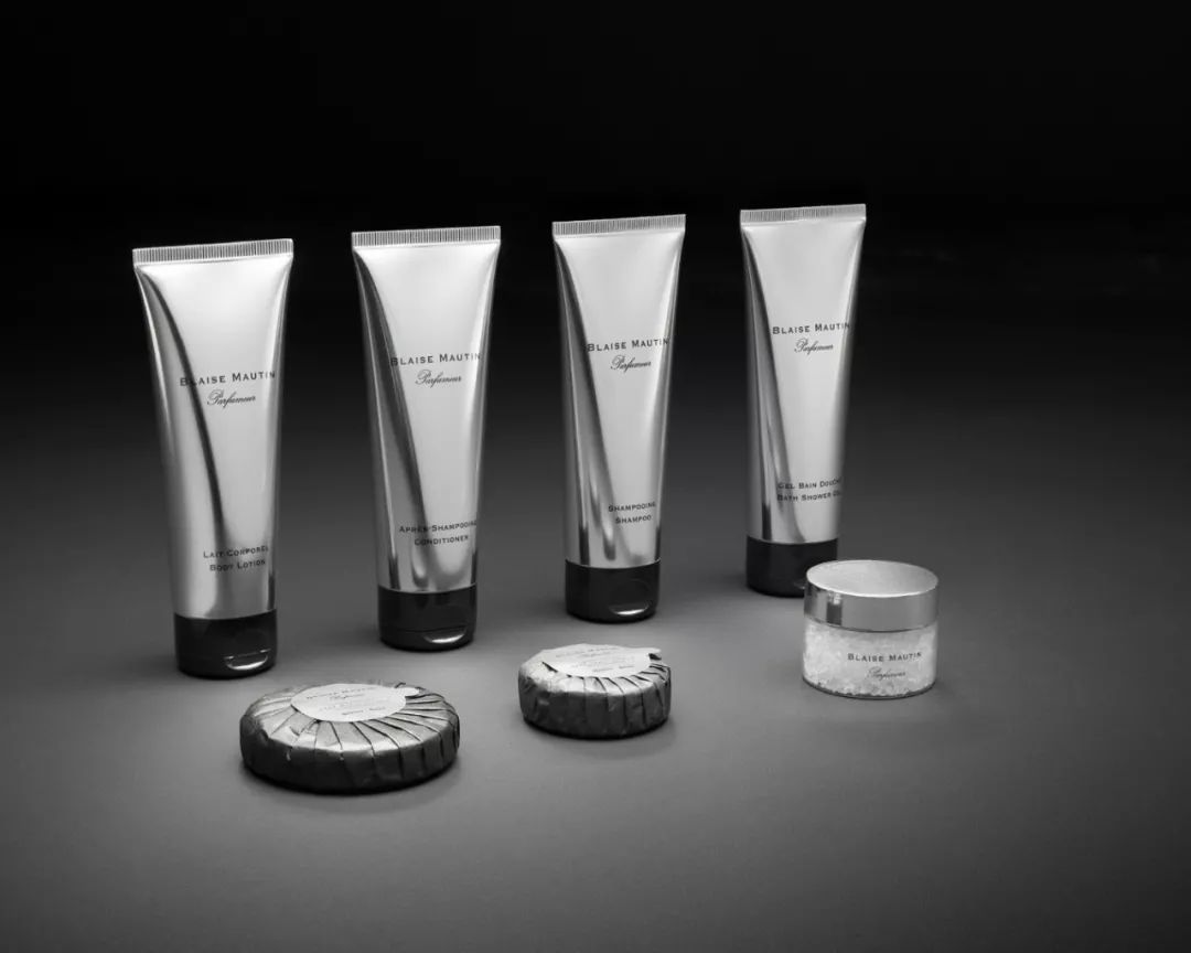 这些酒店里的润肤露、香皂不顺回家｜损失可太大了……