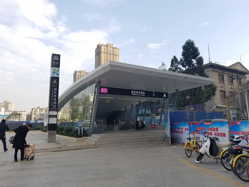 运动贯穿拓东体育馆片区商业生态链C86、金格等满足消费层级