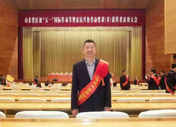 倾我华年守护新生——潍坊市妇幼保健院张成元获全国“感动患者人物”殊荣