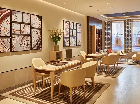 在英国最大的瑞士腕表集合店当VIP是怎样的体验