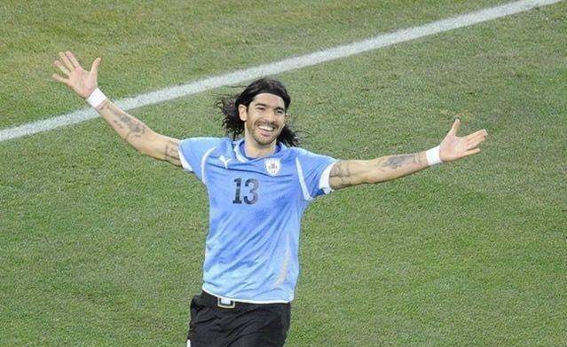 足球历史上那些有趣的故事,足球运动员最快的100米纪录