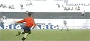 足坛搞笑视频,足坛最搞笑瞬间图片