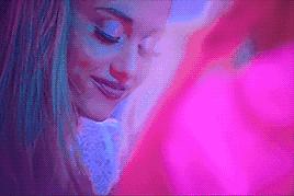 看了4个女生化妆包,发现爱美都有这心机