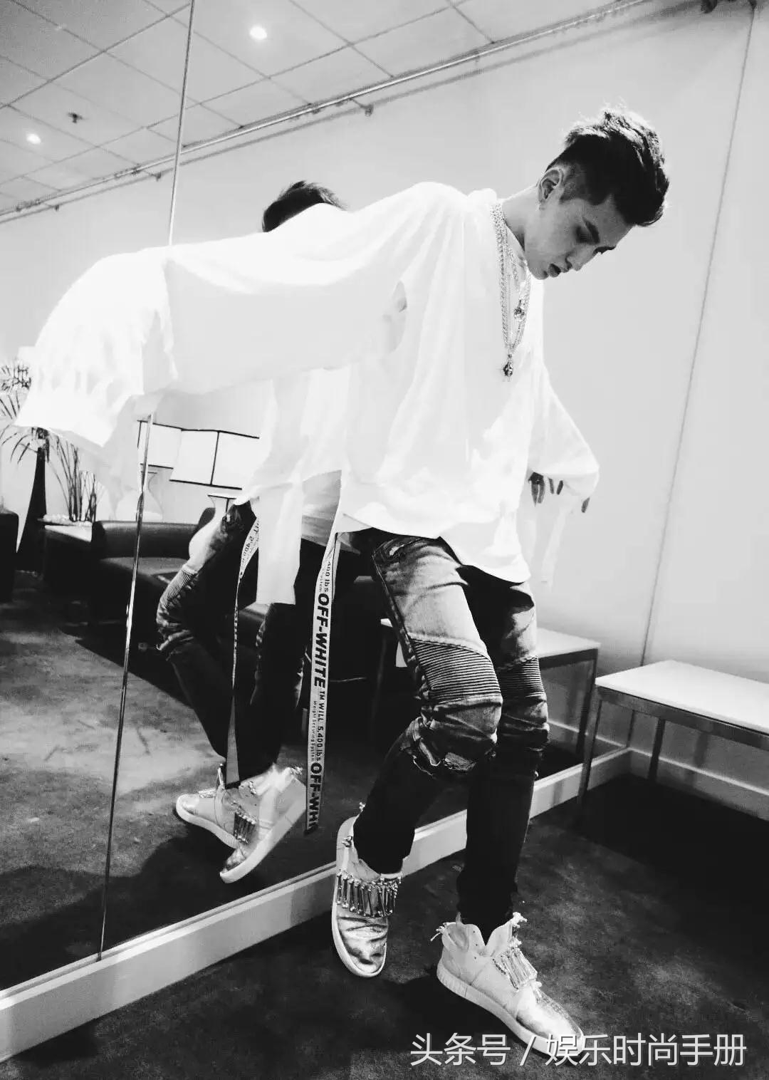 让5亿少女恋爱的养老公游戏！每个角色都是穿搭时尚精