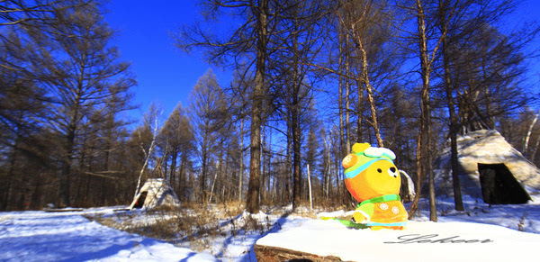 黑河兴安岭中有一个村款待客人方式怎么和蒙古族人一样？