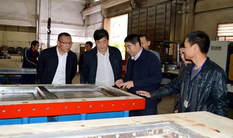 科荣机械：精工制造铸精品创新发展传捷报