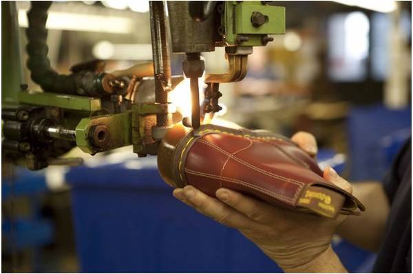 drmartens粉色鞋,drmartens夏季鞋