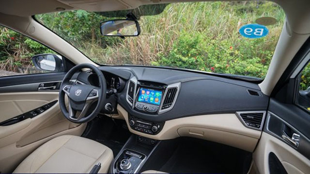 还买啥汽油车，这些电车个个续航300km，15万买来上班一周不用管