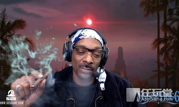 嘻哈巨星直播造假，网友笑称烟吸多了打游戏都不用键盘！