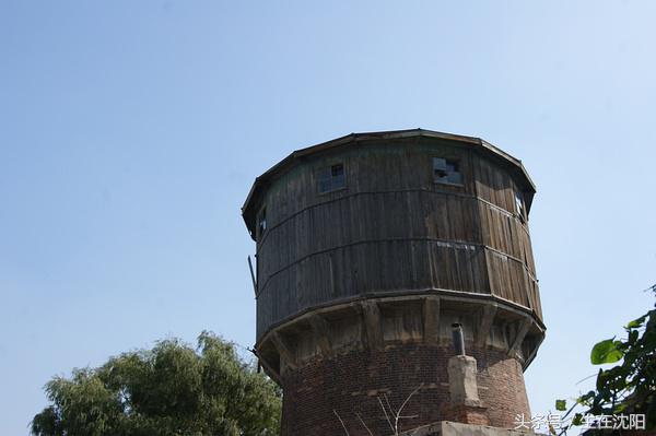 沈阳东站水塔以及奉海铁路