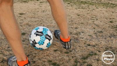 15个经典足球过人技巧训练,马修斯变向