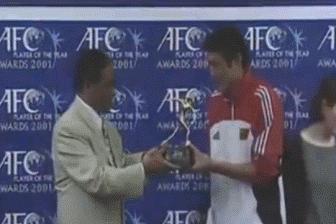 中国首位亚洲足球先生实力远超现役国脚有他的日子球迷好幸福!