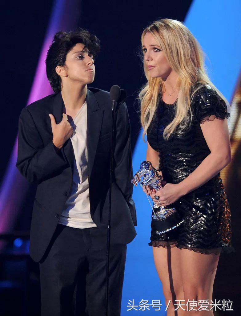 乱花渐欲迷人眼女生版,乱花渐欲迷人眼猜人名