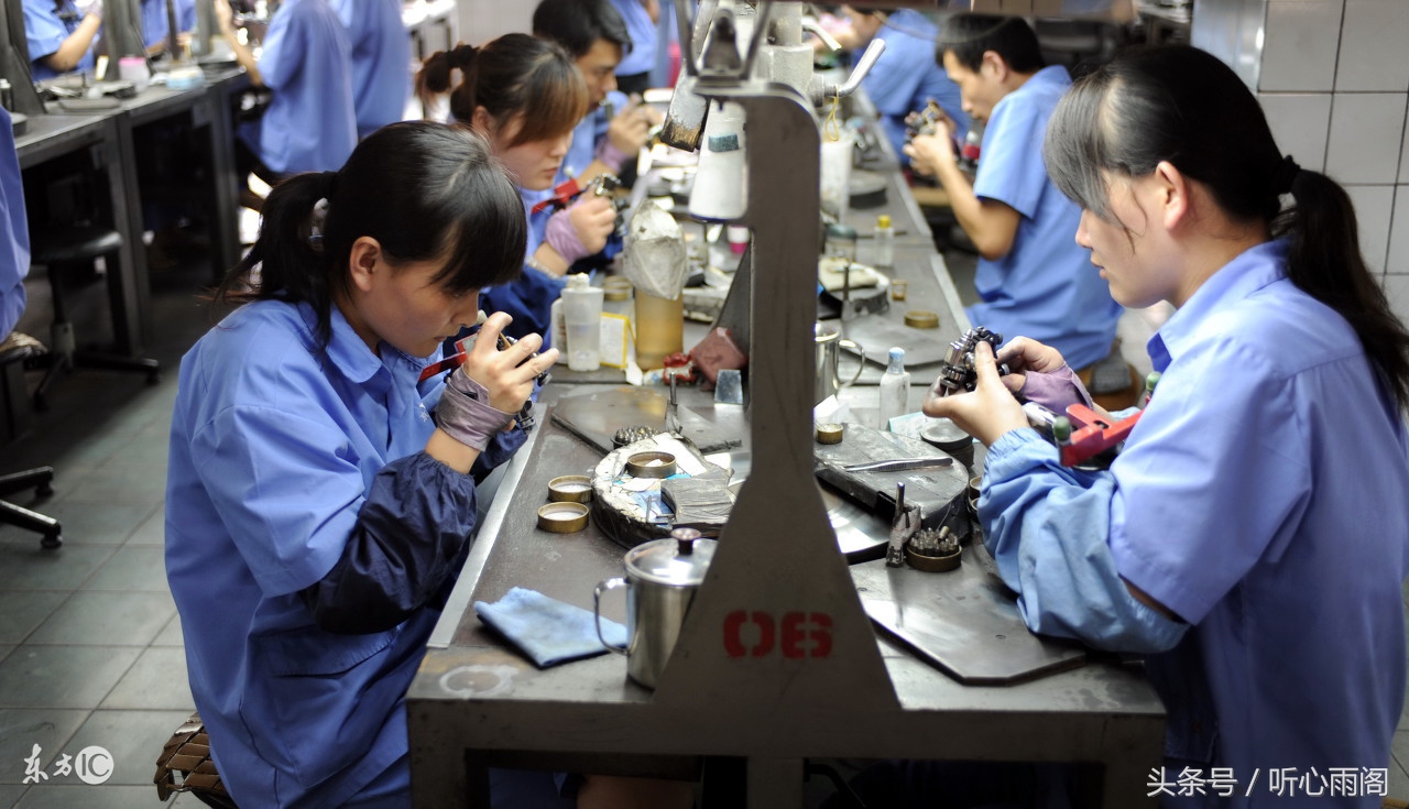 丈夫拿着我妈打的欠条要钱，我放出家的狼狗，告诉他：我们离婚吧