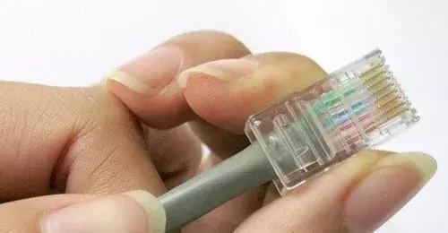 网线水晶头跟插座面板是一样接吗,网线水晶头与插座接法图解大全