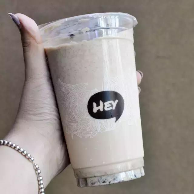 喝遍所有地方的拿铁,喝遍所有奶茶