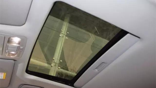 动力太强不敢开,动力太肉的车真的难开