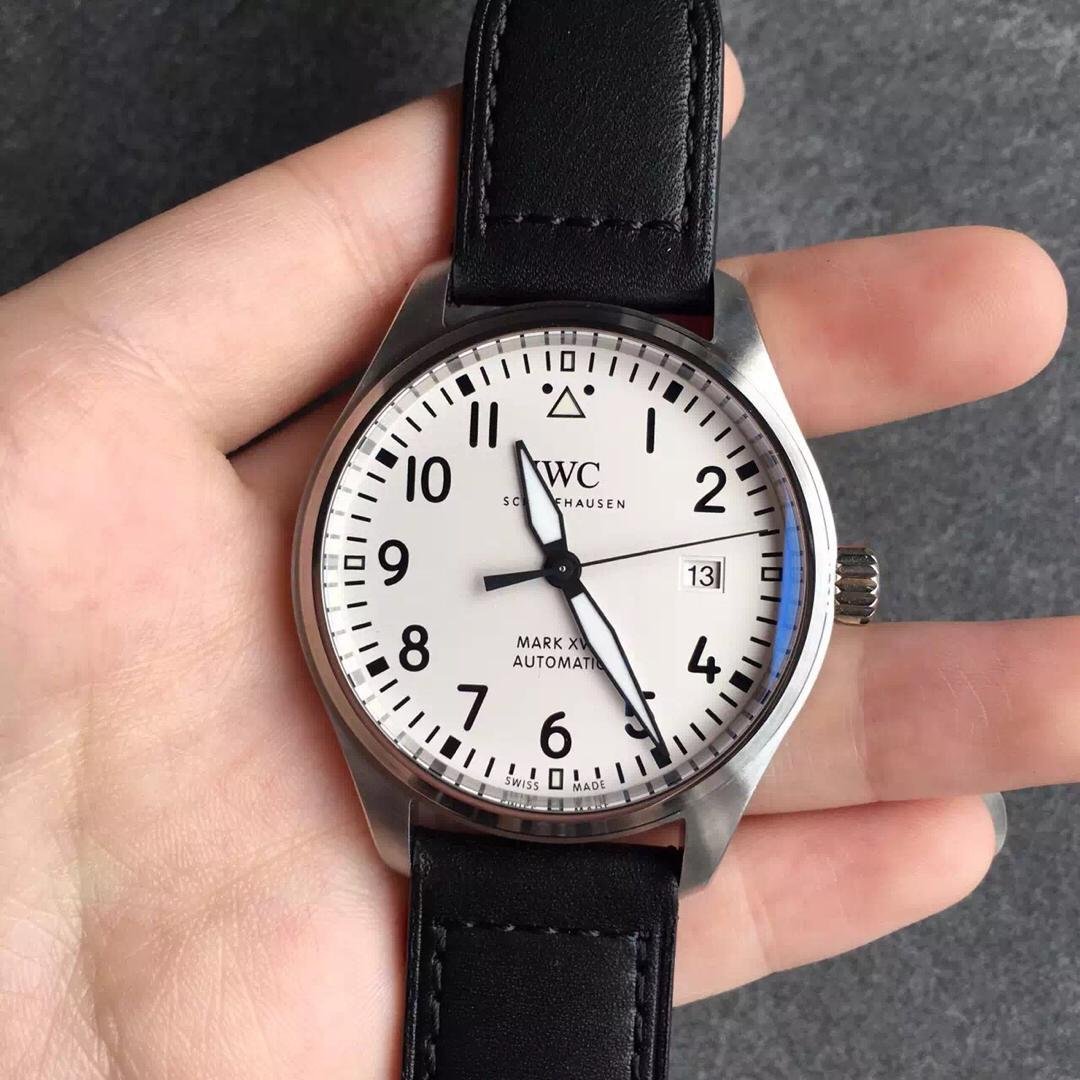 每一只都是一个耐读的故事万国飞行员马克十八系列腕表