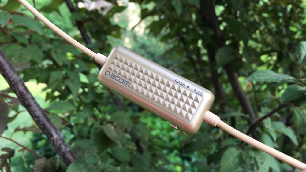 低音效果耳机,自带低音效果的耳机