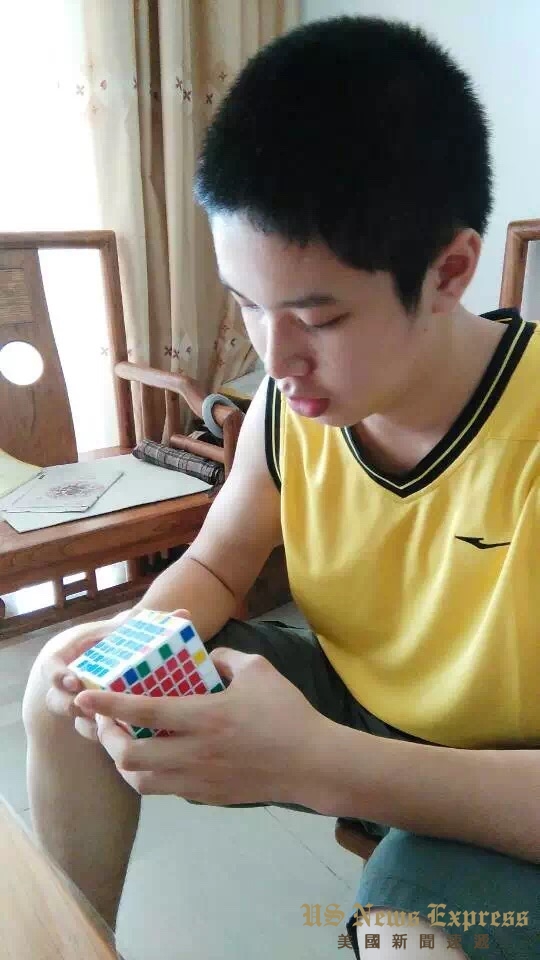 魔方怎么弄成有规律的样子,神童魔方还原世界纪录