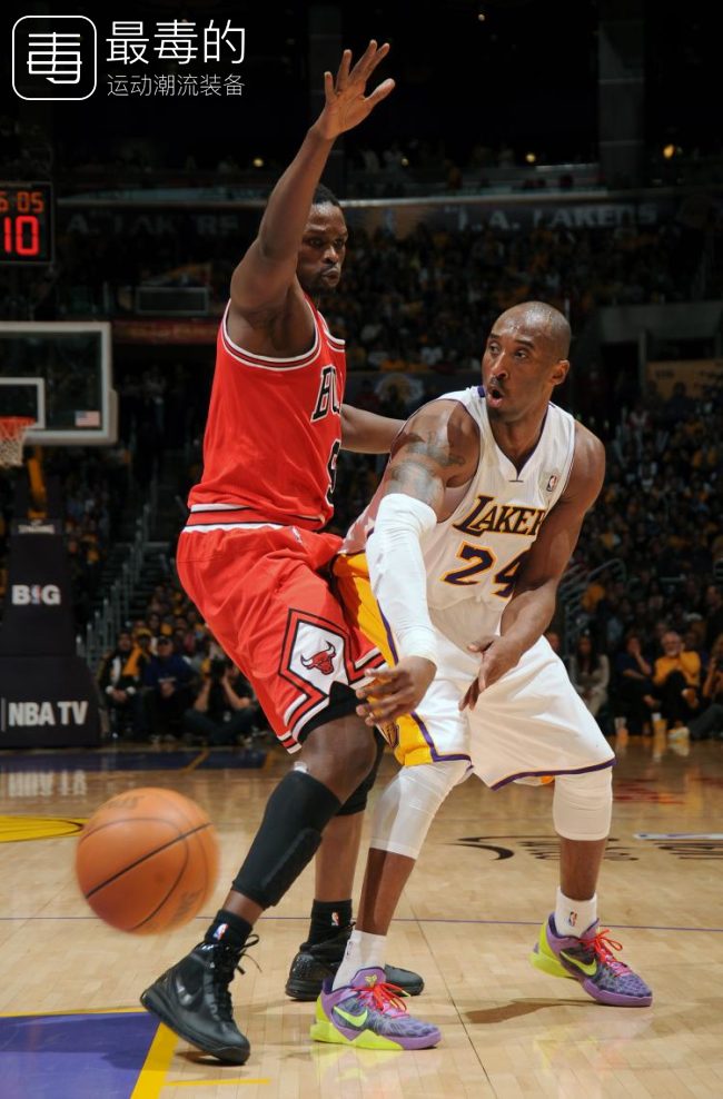 传奇落幕——科比职业生涯赛场球鞋完整回顾