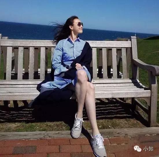 倪妮走戛纳红毯,倪妮踏上戛纳红毯俏皮丸子头上阵