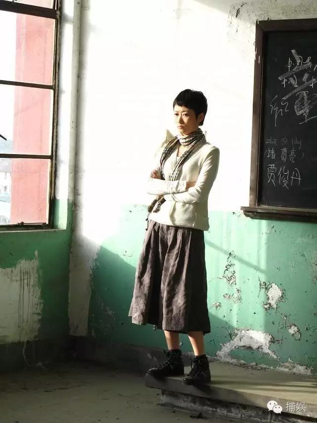 她从不蹭红毯,却作为中国影星被戛纳官方连续4年邀请