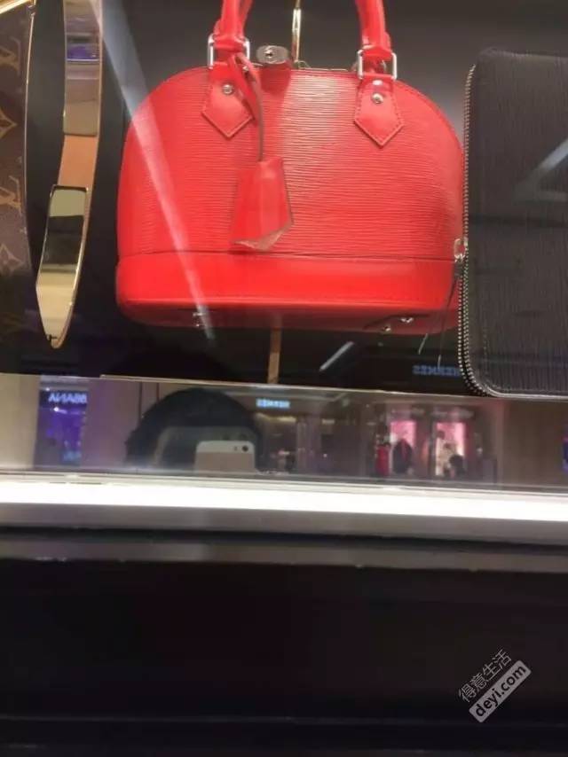 奢侈品包包武汉商场,武汉买奢侈品包