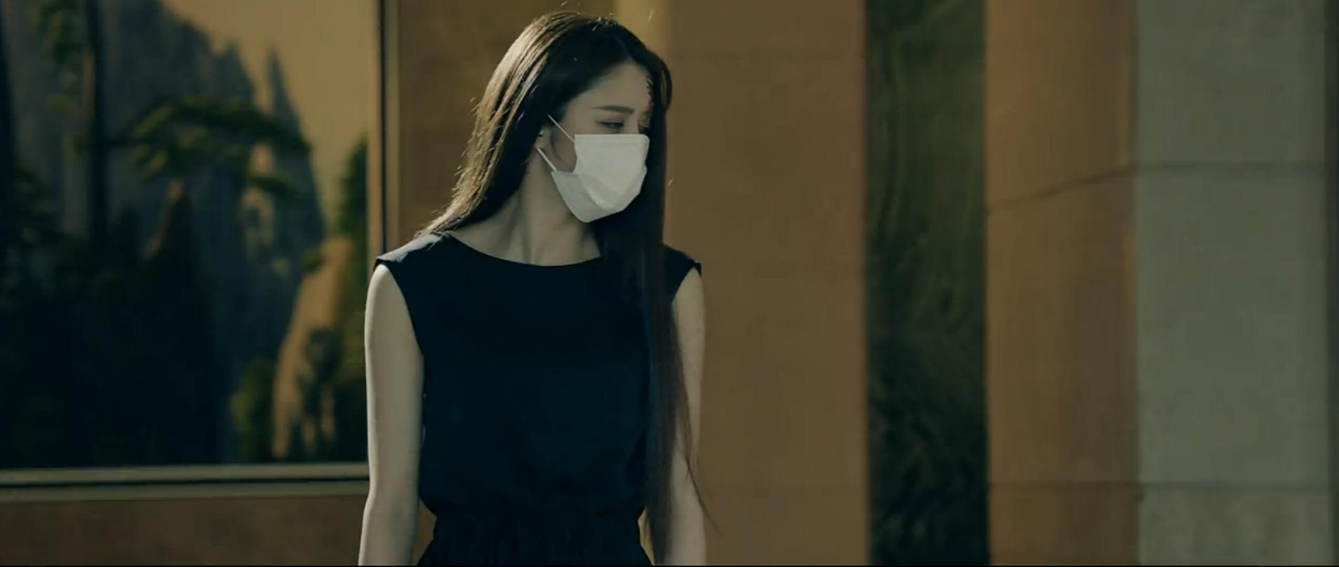 借脸|时来运转，是什么让纯洁女孩走向难以自制的深渊？