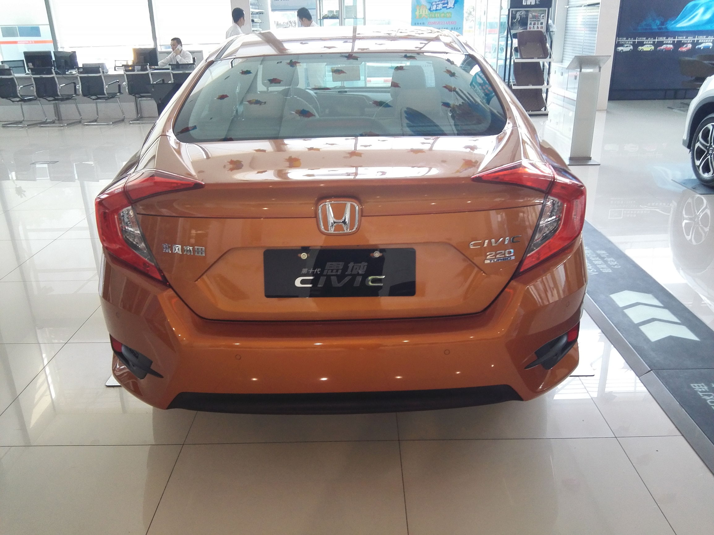 十代思域提车落地价格,第十代思域多少钱有优惠没有