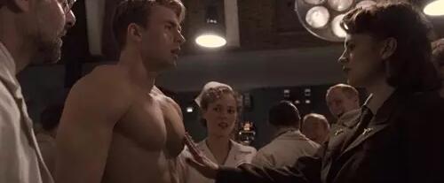 美国队长肌肉只有胸肌没有腹肌,美国队长的胸肌多大