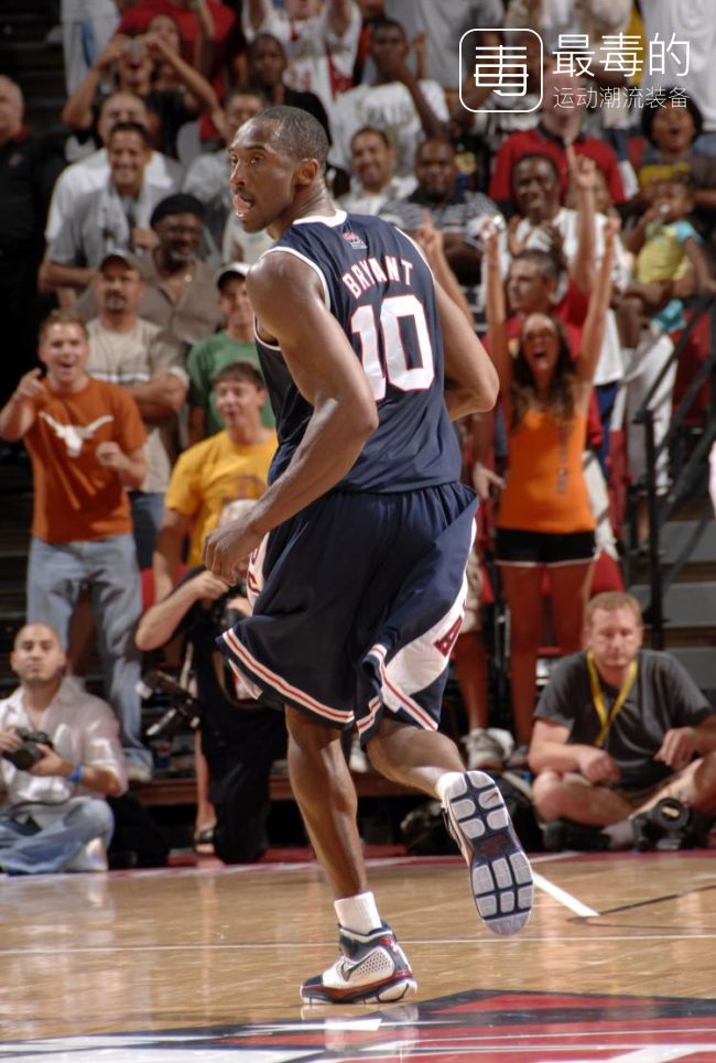 传奇落幕——科比职业生涯赛场球鞋完整回顾