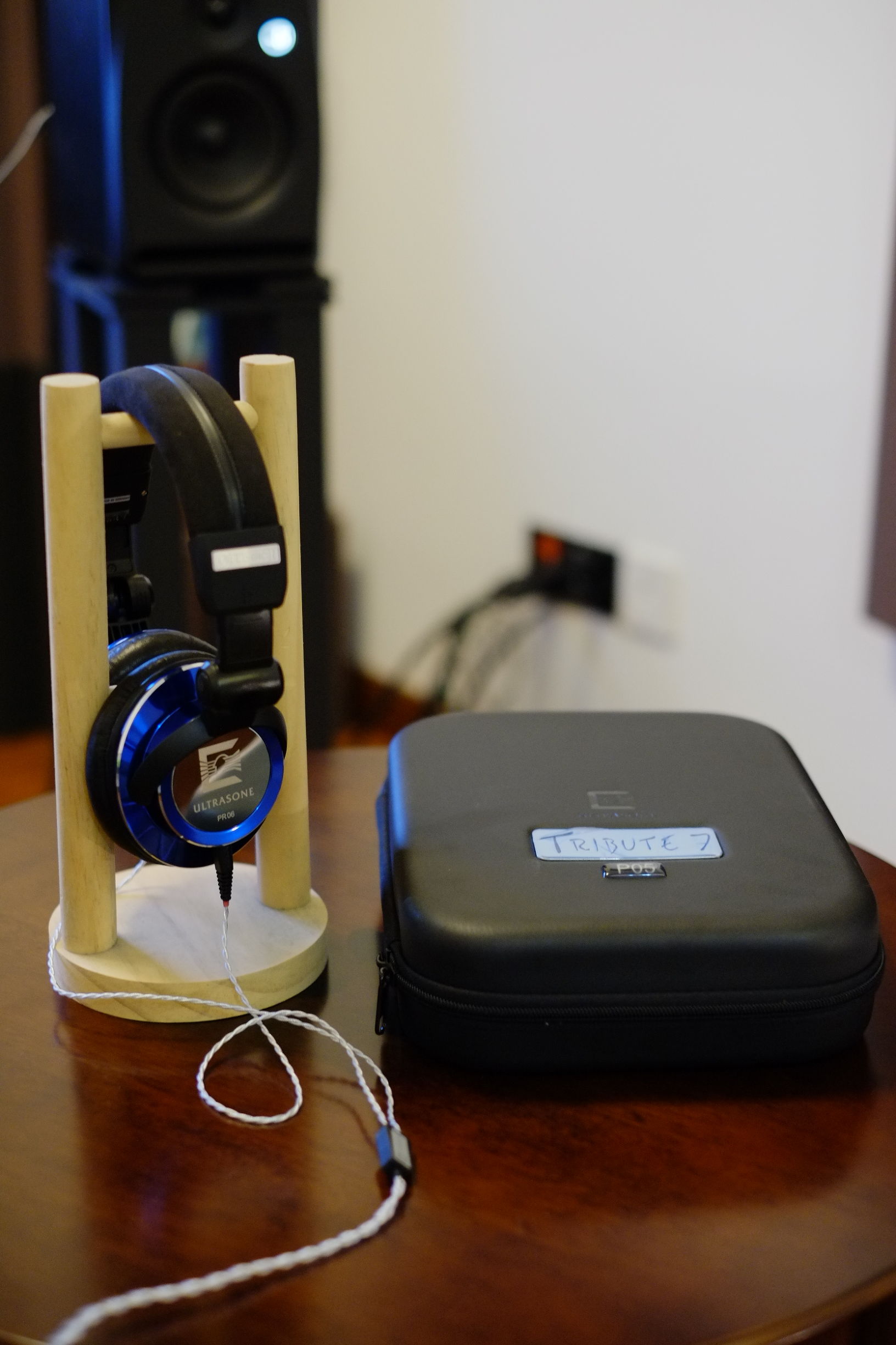 又来赚中国人的钱？德国人凭何把耳机卖到2万元