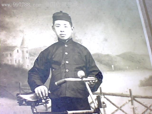 刘湘建“化学军”秘闻，他们生产的毒气弹比狗屎都臭，假得丢人