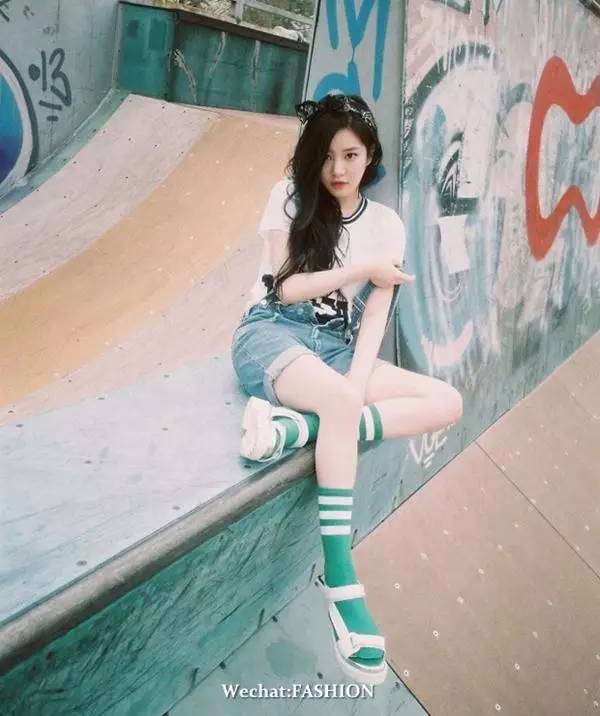 韩星潮鞋推荐,韩国最酷的夏天穿的凉鞋