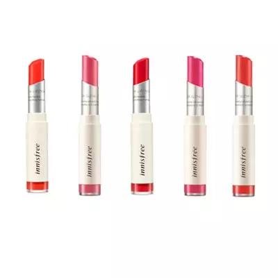 挑一款女王气Max的大红色的唇膏！