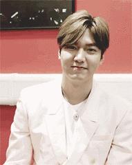 缇庝附鍗曞搧,濂崇敓蹇呭鐨勬皵鍨玝b