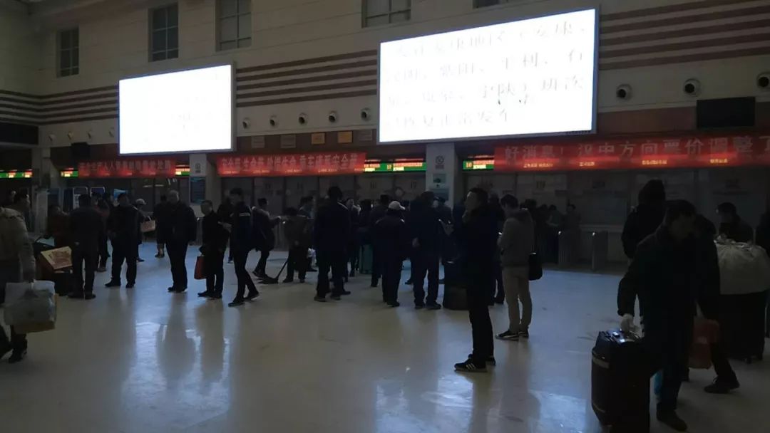 未来两天持续雨雪天气,天气预报明后两天我省大范围雨雪