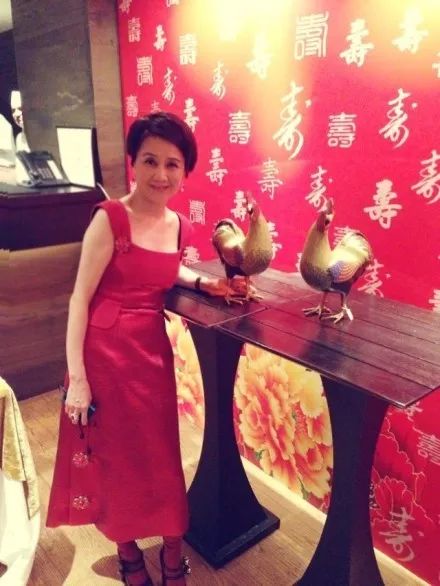 争宠*爱夺**抢家产，一门四房十七子的赌王一家堪比后宫甄嬛传！