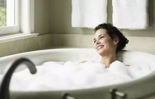 高烧不退怎么物理降体温,感冒体温降不下来怎么办