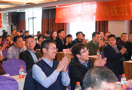 聚合缘与旅行故事启动2018“聚缘大漠不忘初心”腾格里沙漠训练营