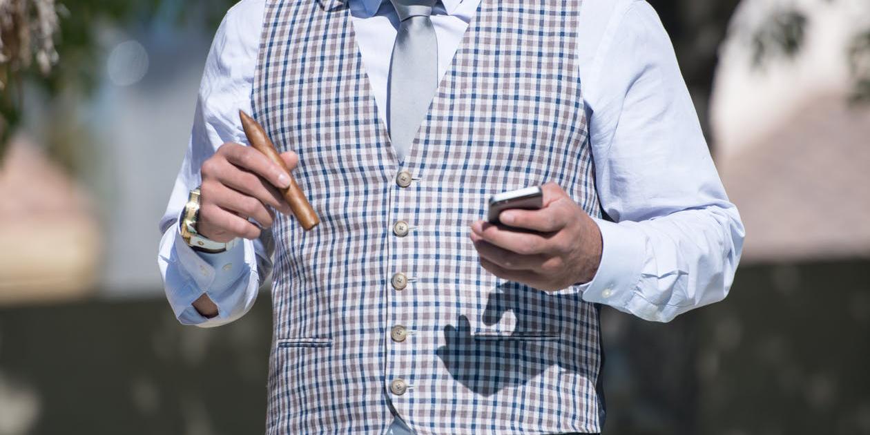 很多人都青睐香港保险,香港保险真的有那么好吗