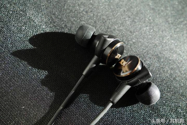 低音浑厚下沉有力的音箱,索尼xbaz5有什么用