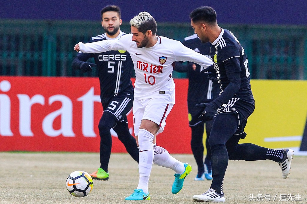 权健上港4比0,权健3:0上港全场回放